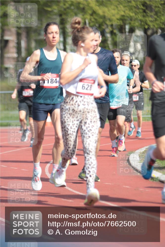 13.04.2025 - Hammer Lauf A. Gomolzig http://msf.ph/oto/7662500 13.04.2025 11:02:35 Ziel 9, 18, 161, 170, 188, 221, 532, 579, 609, 628, 670, 730, 945, 980, 1049, 1139, 1184, 1258, 1784, 1898, 1940, 1989 meine-sportfotos.de