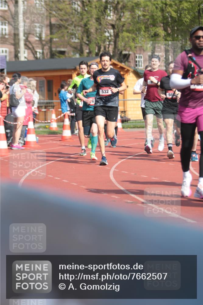 13.04.2025 - Hammer Lauf A. Gomolzig http://msf.ph/oto/7662507 13.04.2025 11:02:42 Ziel 1, 6, 11, 15, 161, 221, 273, 322, 468, 514, 532, 654, 693, 704, 874, 950, 980, 986, 1049, 1258, 1784, 1896, 1898, 1900, 1930, 1953, 1954, 1989 meine-sportfotos.de