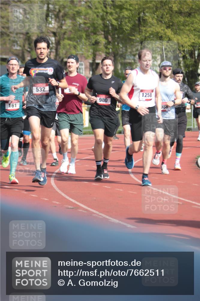 13.04.2025 - Hammer Lauf A. Gomolzig http://msf.ph/oto/7662511 13.04.2025 11:02:43 Ziel 1, 6, 11, 15, 161, 178, 218, 221, 273, 322, 468, 514, 532, 654, 693, 704, 874, 950, 980, 986, 1258, 1784, 1896, 1900, 1930, 1953, 1954, 1989 meine-sportfotos.de