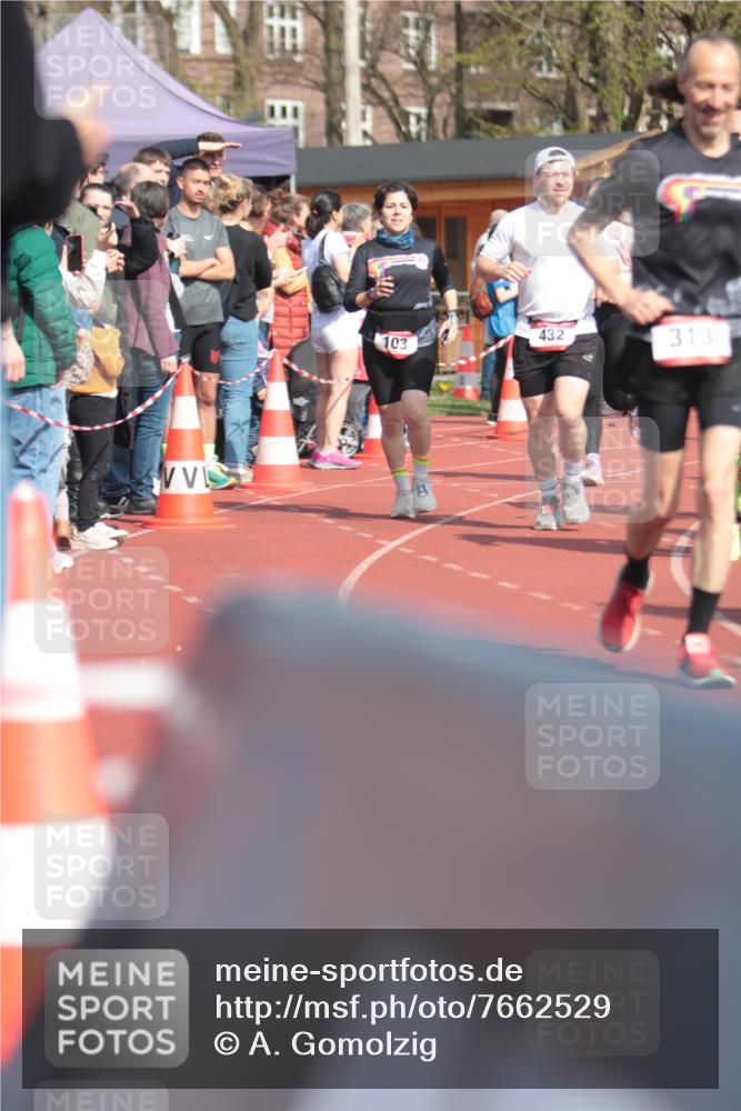 13.04.2025 - Hammer Lauf A. Gomolzig http://msf.ph/oto/7662529 13.04.2025 11:02:55 Ziel 10, 103, 302, 313, 384, 414, 432, 444, 617, 669, 705, 738, 917, 923, 929, 1002, 1267, 1341, 1375, 1776, 1819, 1921, 1946, 1947 meine-sportfotos.de