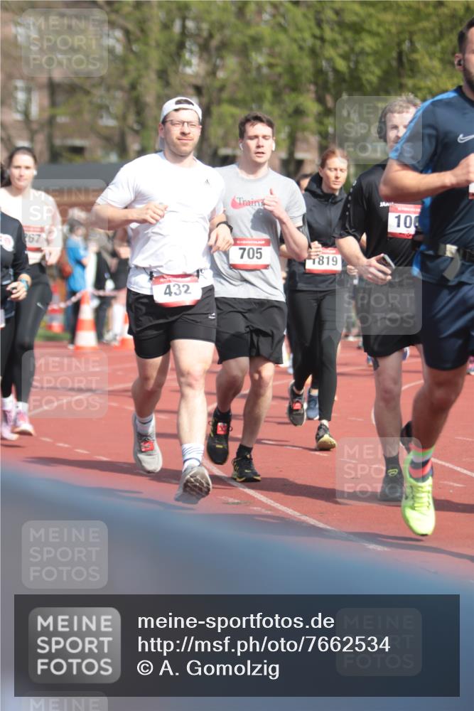 13.04.2025 - Hammer Lauf A. Gomolzig http://msf.ph/oto/7662534 13.04.2025 11:02:58 Ziel 3, 7, 10, 103, 193, 302, 384, 432, 444, 615, 617, 669, 705, 738, 897, 1002, 1086, 1267, 1341, 1375, 1776, 1808, 1819, 1897, 1921, 1931 meine-sportfotos.de