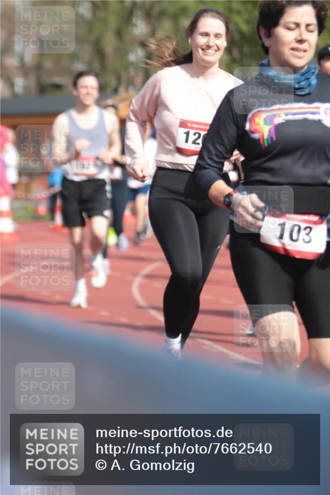 13.04.2025 - Hammer Lauf A. Gomolzig http://msf.ph/oto/7662540 13.04.2025 11:03:00 Ziel 3, 7, 10, 109, 193, 302, 444, 599, 615, 617, 669, 738, 897, 1051, 1086, 1267, 1375, 1776, 1808, 1897, 1921, 1931 meine-sportfotos.de