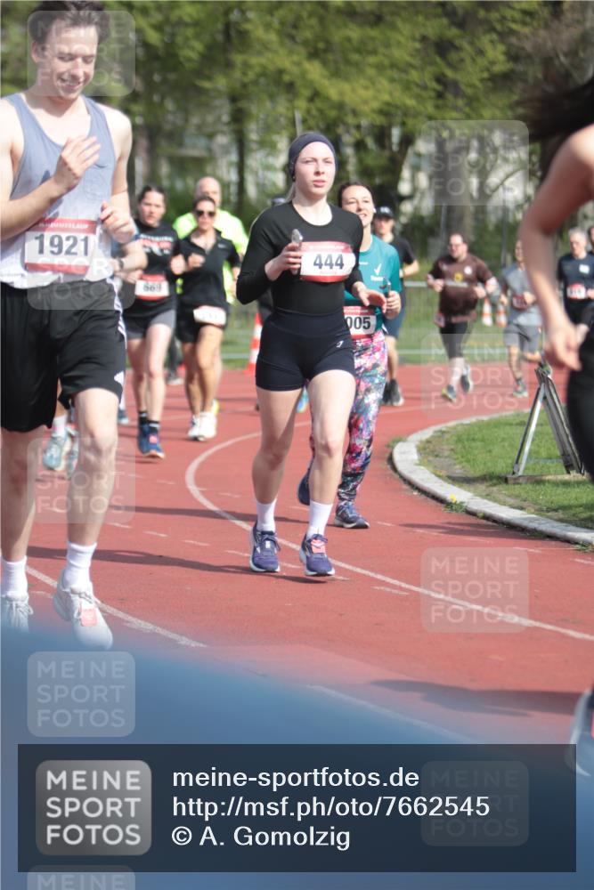 13.04.2025 - Hammer Lauf A. Gomolzig http://msf.ph/oto/7662545 13.04.2025 11:03:01 Ziel 3, 7, 10, 109, 193, 302, 444, 524, 599, 615, 617, 669, 738, 897, 1051, 1086, 1375, 1776, 1808, 1897, 1921, 1931 meine-sportfotos.de