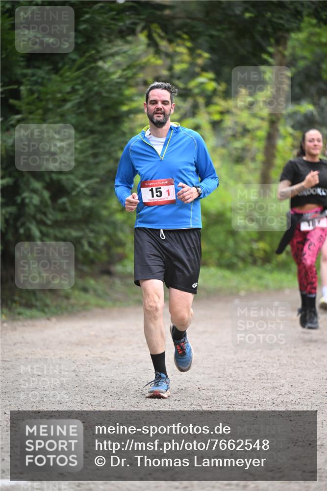 13.04.2025 - Hammer Lauf Dr. Thomas Lammeyer http://msf.ph/oto/7662548 13.04.2025 11:29:49 Laufen 15, 151, 1 meine-sportfotos.de