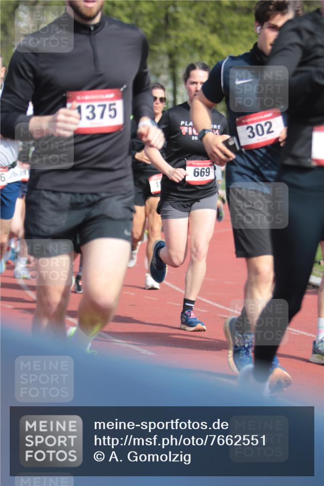 13.04.2025 - Hammer Lauf A. Gomolzig http://msf.ph/oto/7662551 13.04.2025 11:03:04 Ziel 3, 7, 8, 10, 109, 174, 193, 302, 459, 482, 524, 599, 615, 669, 685, 738, 897, 1051, 1086, 1375, 1776, 1808, 1897, 1931 meine-sportfotos.de