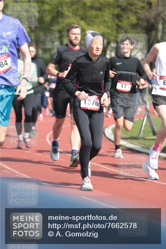 13.04.2025 - Hammer Lauf A. Gomolzig http://msf.ph/oto/7662578 13.04.2025 11:03:23 Ziel 13, 16, 17, 167, 191, 231, 340, 456, 474, 484, 502, 548, 662, 817, 818, 1103, 1376, 1768, 1939, 1945 meine-sportfotos.de