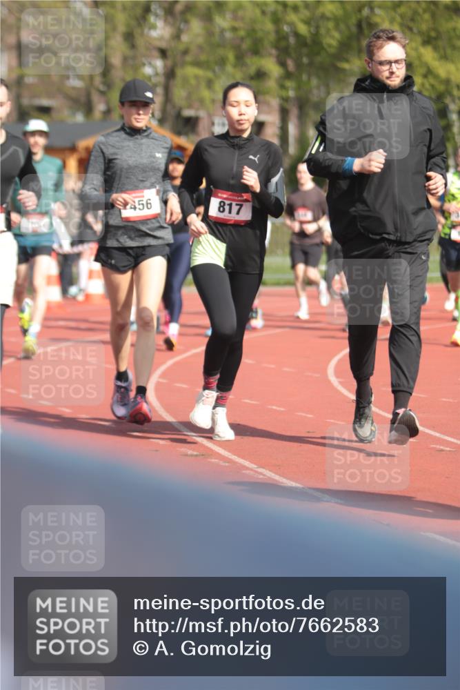 13.04.2025 - Hammer Lauf A. Gomolzig http://msf.ph/oto/7662583 13.04.2025 11:03:25 Ziel 13, 16, 160, 167, 191, 231, 244, 340, 456, 474, 548, 662, 762, 817, 818, 916, 1103, 1208, 1768, 1939, 1945 meine-sportfotos.de