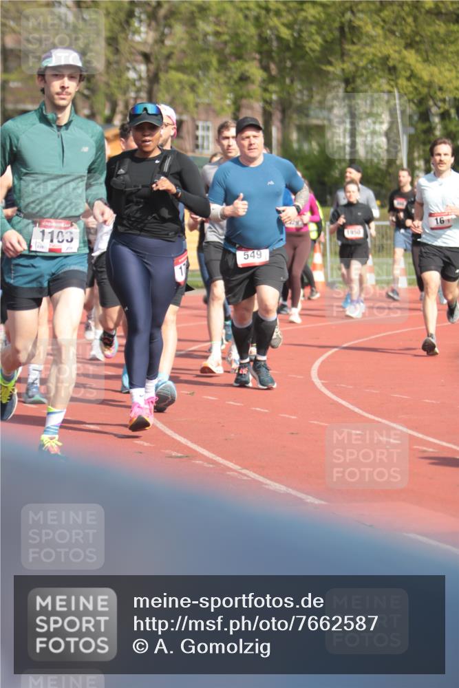 13.04.2025 - Hammer Lauf A. Gomolzig http://msf.ph/oto/7662587 13.04.2025 11:03:29 Ziel 16, 20, 21, 160, 167, 191, 244, 426, 454, 548, 566, 737, 762, 916, 1103, 1208, 1768, 1891, 1939, 1945, 1950 meine-sportfotos.de
