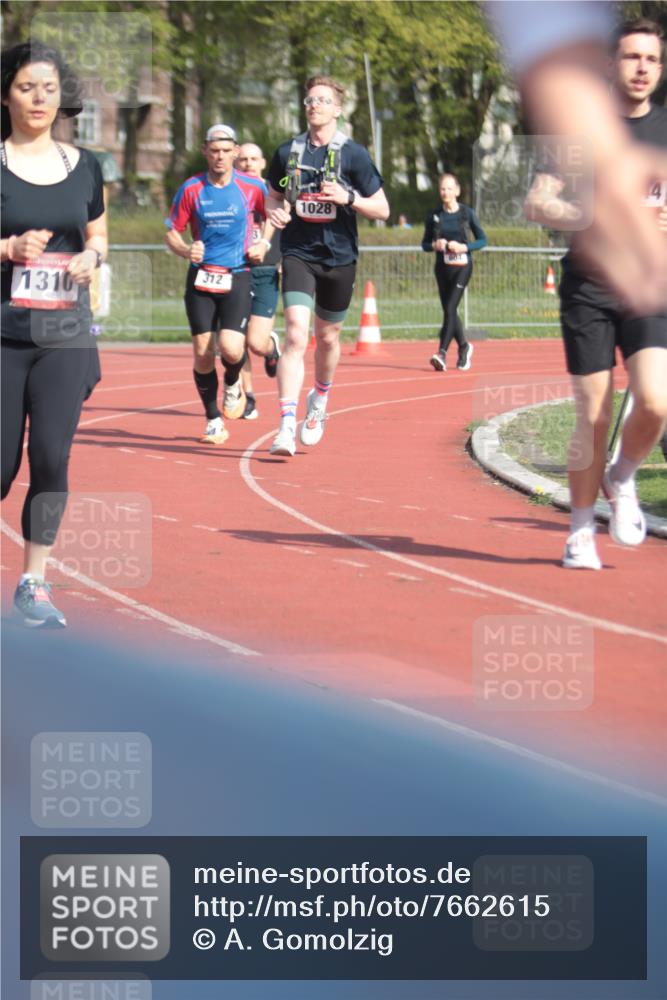 13.04.2025 - Hammer Lauf A. Gomolzig http://msf.ph/oto/7662615 13.04.2025 11:03:52 Ziel 12, 133, 229, 312, 559, 643, 1028, 1044, 1257, 1310 meine-sportfotos.de