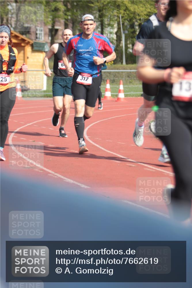 13.04.2025 - Hammer Lauf A. Gomolzig http://msf.ph/oto/7662619 13.04.2025 11:03:53 Ziel 12, 133, 229, 312, 485, 559, 604, 643, 1028, 1257, 1310 meine-sportfotos.de