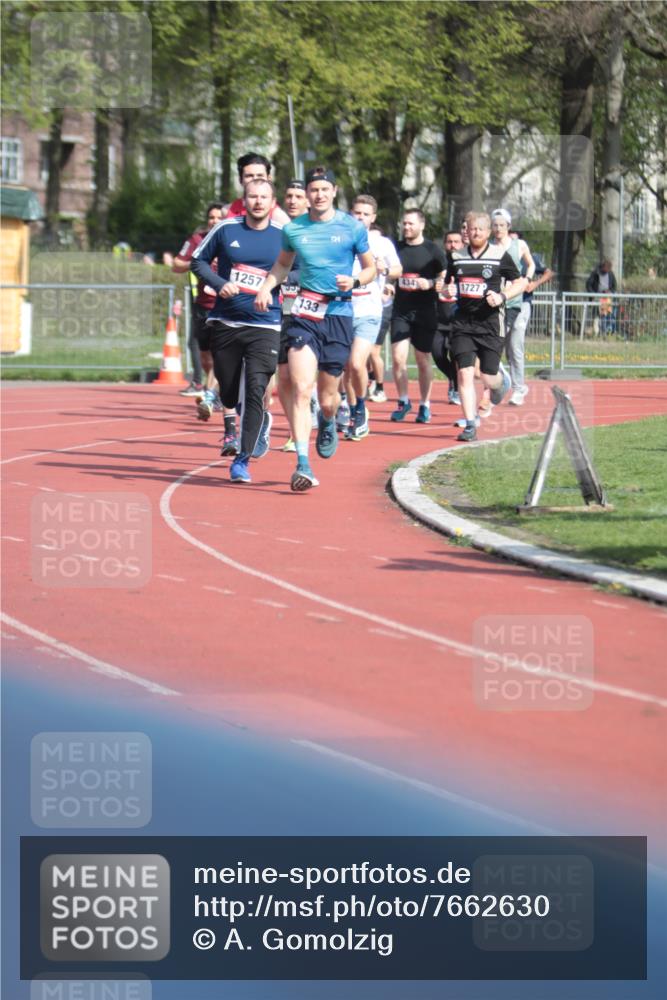 13.04.2025 - Hammer Lauf A. Gomolzig http://msf.ph/oto/7662630 13.04.2025 11:03:58 Ziel 12, 133, 485, 492, 493, 559, 604, 1257, 1303, 1727, 1835, 1923, 1965 meine-sportfotos.de