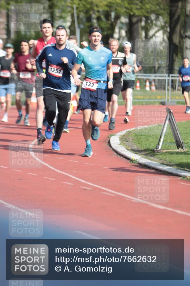 13.04.2025 - Hammer Lauf A. Gomolzig http://msf.ph/oto/7662632 13.04.2025 11:03:59 Ziel 12, 133, 485, 492, 493, 559, 604, 1257, 1303, 1727, 1835, 1923, 1965 meine-sportfotos.de
