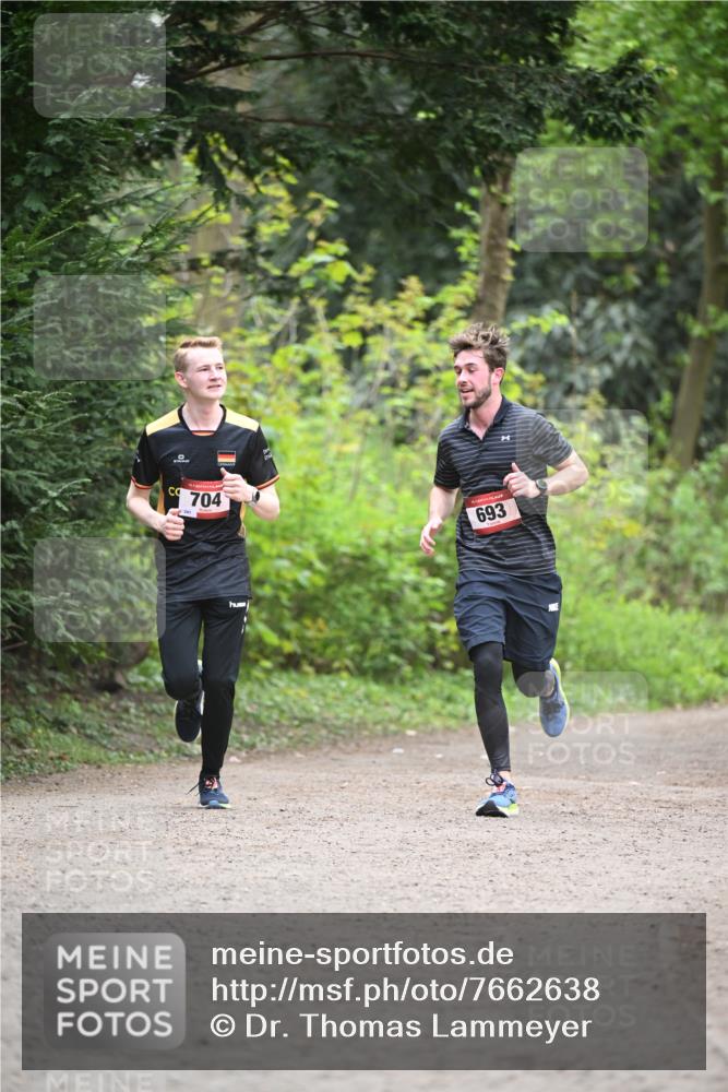 13.04.2025 - Hammer Lauf Dr. Thomas Lammeyer http://msf.ph/oto/7662638 13.04.2025 11:30:01 Laufen 704, 693 meine-sportfotos.de