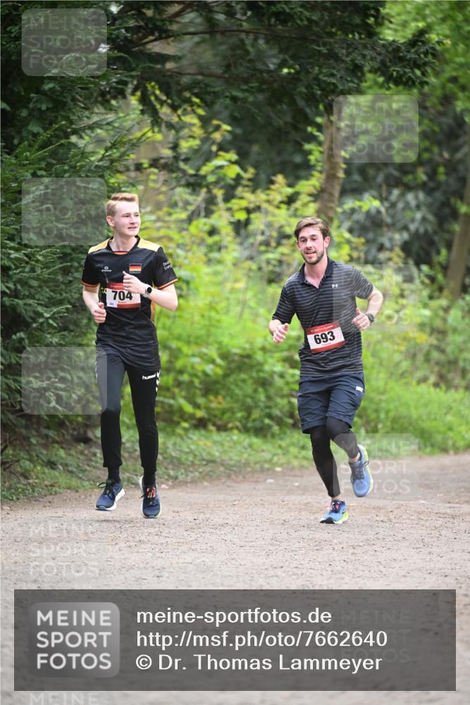 13.04.2025 - Hammer Lauf Dr. Thomas Lammeyer http://msf.ph/oto/7662640 13.04.2025 11:30:01 Laufen 704, 693 meine-sportfotos.de