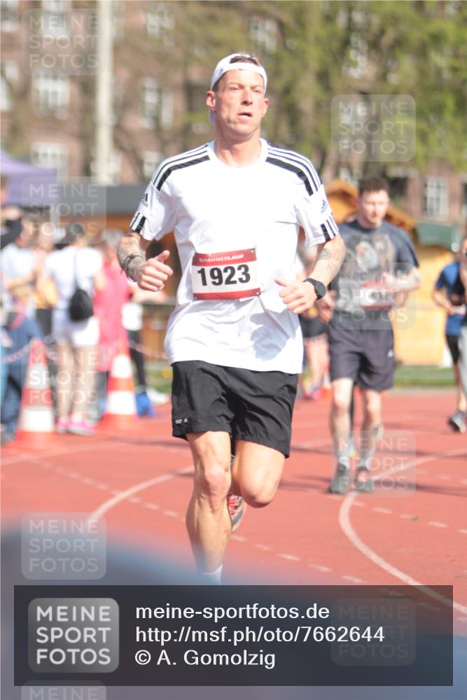 13.04.2025 - Hammer Lauf A. Gomolzig http://msf.ph/oto/7662644 13.04.2025 11:04:05 Ziel 154, 233, 306, 433, 434, 475, 483, 493, 995, 1165, 1166, 1167, 1965 meine-sportfotos.de