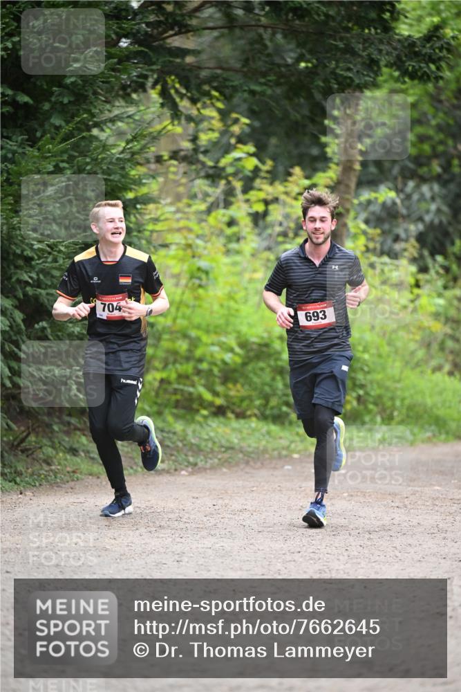 13.04.2025 - Hammer Lauf Dr. Thomas Lammeyer http://msf.ph/oto/7662645 13.04.2025 11:30:02 Laufen 704, 693 meine-sportfotos.de