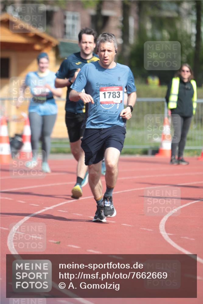 13.04.2025 - Hammer Lauf A. Gomolzig http://msf.ph/oto/7662669 13.04.2025 11:04:22 Ziel 170, 188, 250, 579, 588, 601, 628, 732, 945, 1184, 1371, 1783, 1940 meine-sportfotos.de
