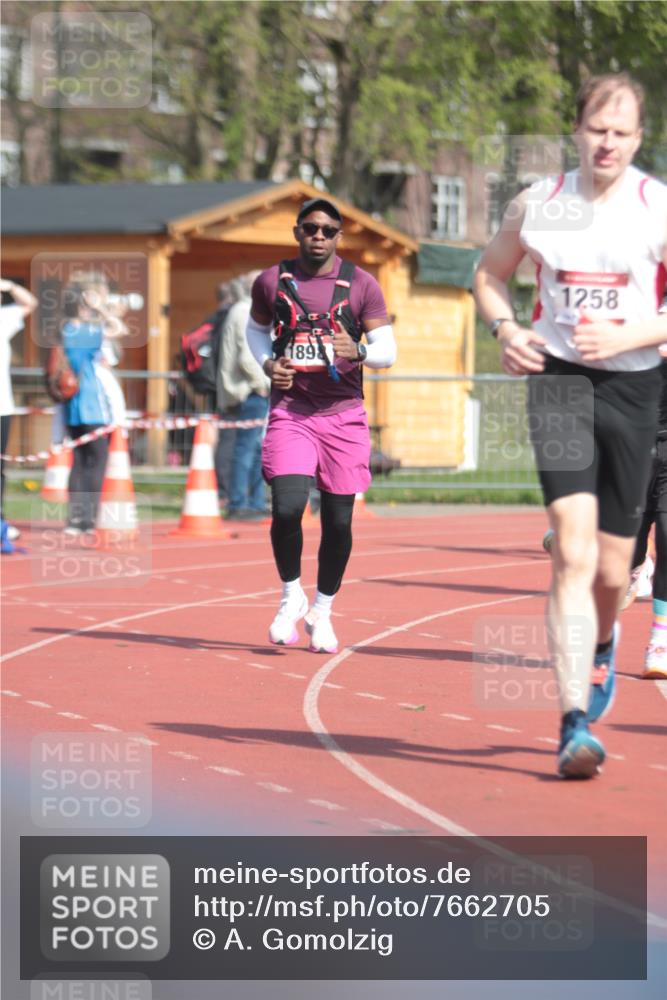 13.04.2025 - Hammer Lauf A. Gomolzig http://msf.ph/oto/7662705 13.04.2025 11:04:43 Ziel 1, 6, 273, 322, 468, 514, 874, 950, 1049, 1258, 1896, 1898, 1899, 1951 meine-sportfotos.de