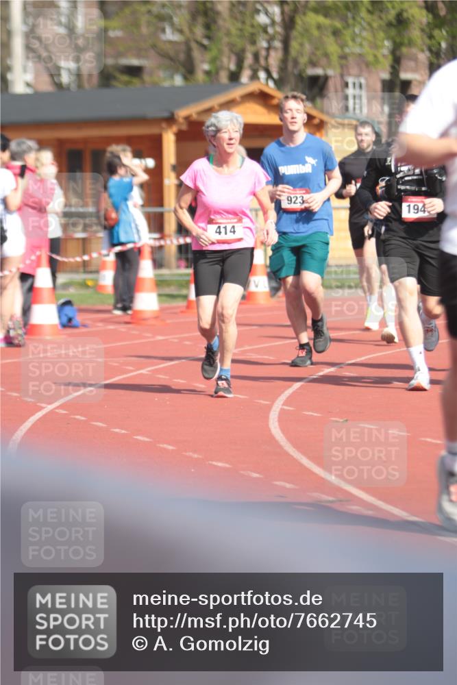 13.04.2025 - Hammer Lauf A. Gomolzig http://msf.ph/oto/7662745 13.04.2025 11:05:04 Ziel 103, 109, 414, 432, 617, 897, 923, 1086, 1341, 1375, 1776, 1921, 1946, 1947 meine-sportfotos.de