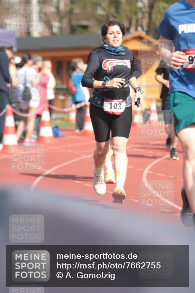 13.04.2025 - Hammer Lauf A. Gomolzig http://msf.ph/oto/7662755 13.04.2025 11:05:08 Ziel 10, 103, 109, 615, 617, 669, 897, 923, 1086, 1341, 1375, 1776, 1897, 1946, 1947 meine-sportfotos.de