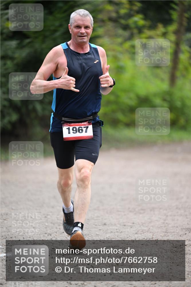 13.04.2025 - Hammer Lauf Dr. Thomas Lammeyer http://msf.ph/oto/7662758 13.04.2025 11:30:11 Laufen 15, 1967 meine-sportfotos.de
