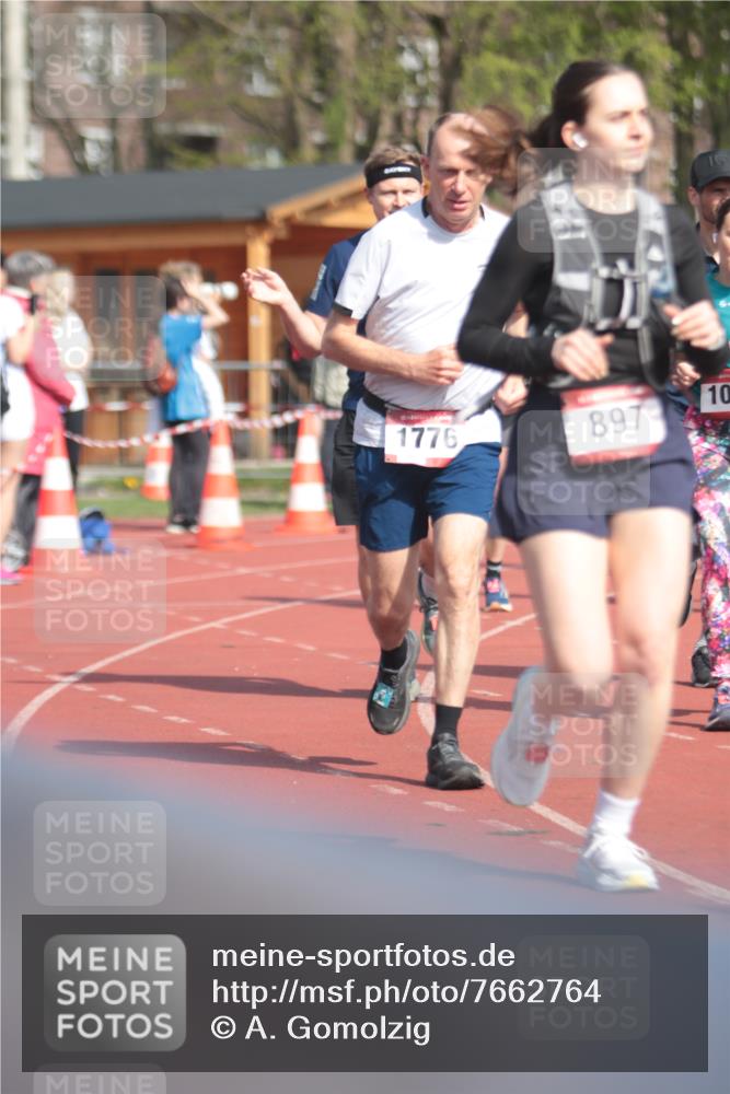 13.04.2025 - Hammer Lauf A. Gomolzig http://msf.ph/oto/7662764 13.04.2025 11:05:13 Ziel 3, 10, 615, 617, 669, 738, 897, 1051, 1086, 1776, 1897, 1931 meine-sportfotos.de