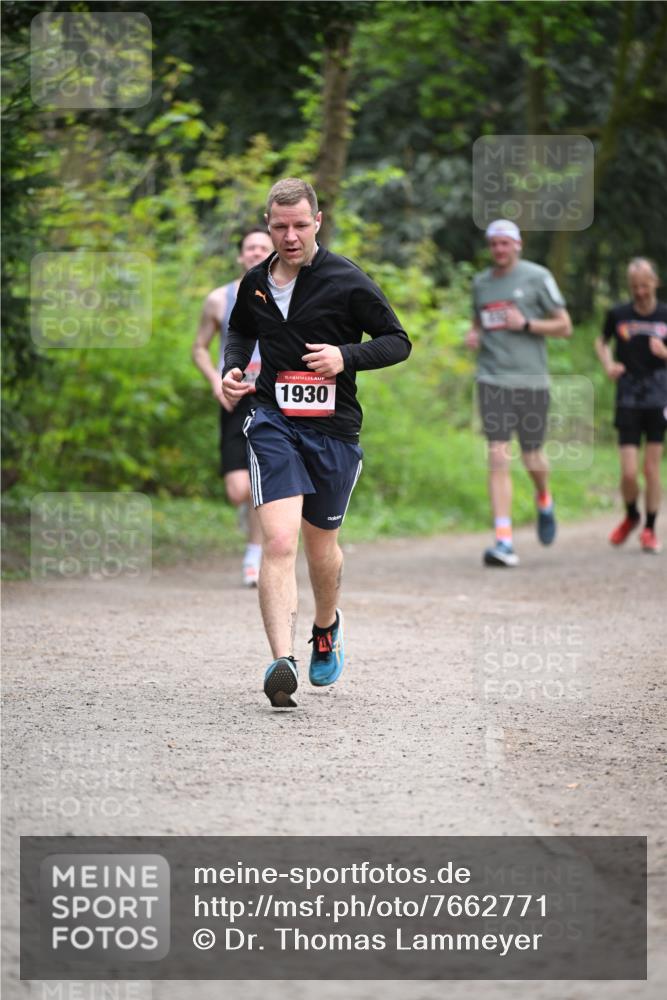 13.04.2025 - Hammer Lauf Dr. Thomas Lammeyer http://msf.ph/oto/7662771 13.04.2025 11:30:16 Laufen 15, 1930 meine-sportfotos.de