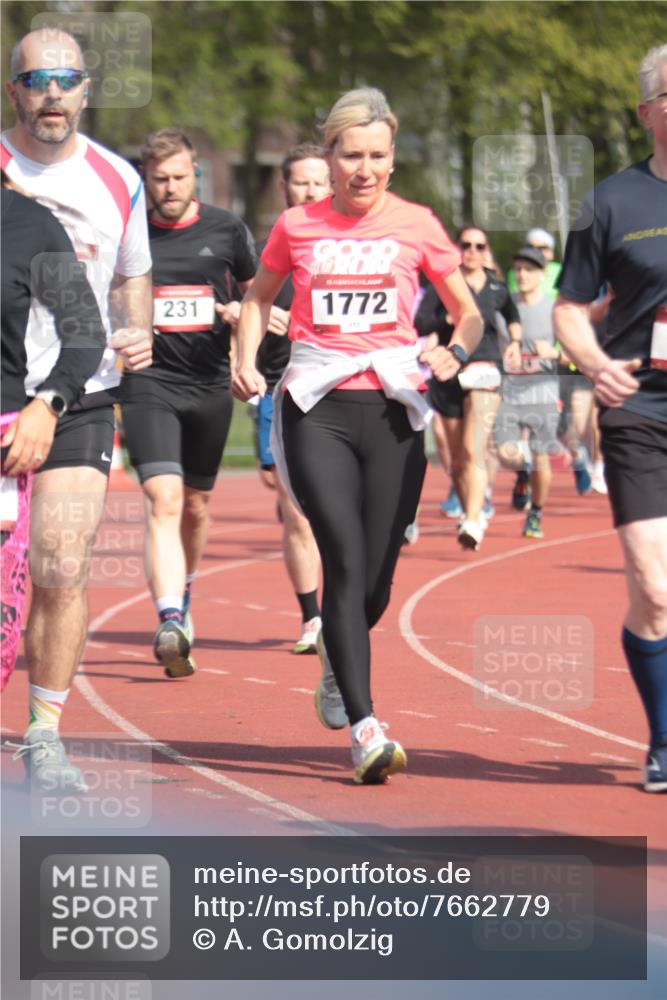 13.04.2025 - Hammer Lauf A. Gomolzig http://msf.ph/oto/7662779 13.04.2025 11:05:24 Ziel 2, 7, 8, 174, 187, 193, 231, 252, 287, 302, 320, 459, 482, 524, 552, 571, 572, 599, 685, 1125, 1331, 1772, 1808, 1810 meine-sportfotos.de