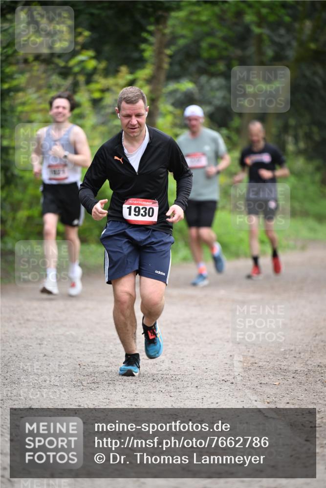 13.04.2025 - Hammer Lauf Dr. Thomas Lammeyer http://msf.ph/oto/7662786 13.04.2025 11:30:17 Laufen 15, 1930 meine-sportfotos.de