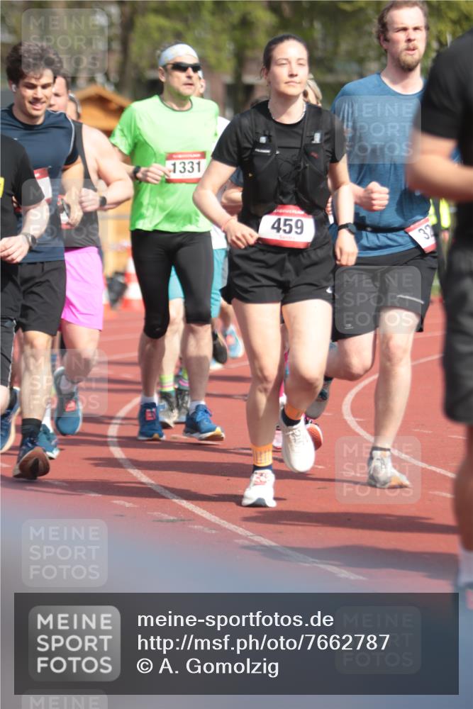13.04.2025 - Hammer Lauf A. Gomolzig http://msf.ph/oto/7662787 13.04.2025 11:05:30 Ziel 2, 7, 8, 174, 193, 251, 252, 287, 302, 320, 459, 482, 502, 524, 552, 571, 572, 1125, 1331, 1344 meine-sportfotos.de