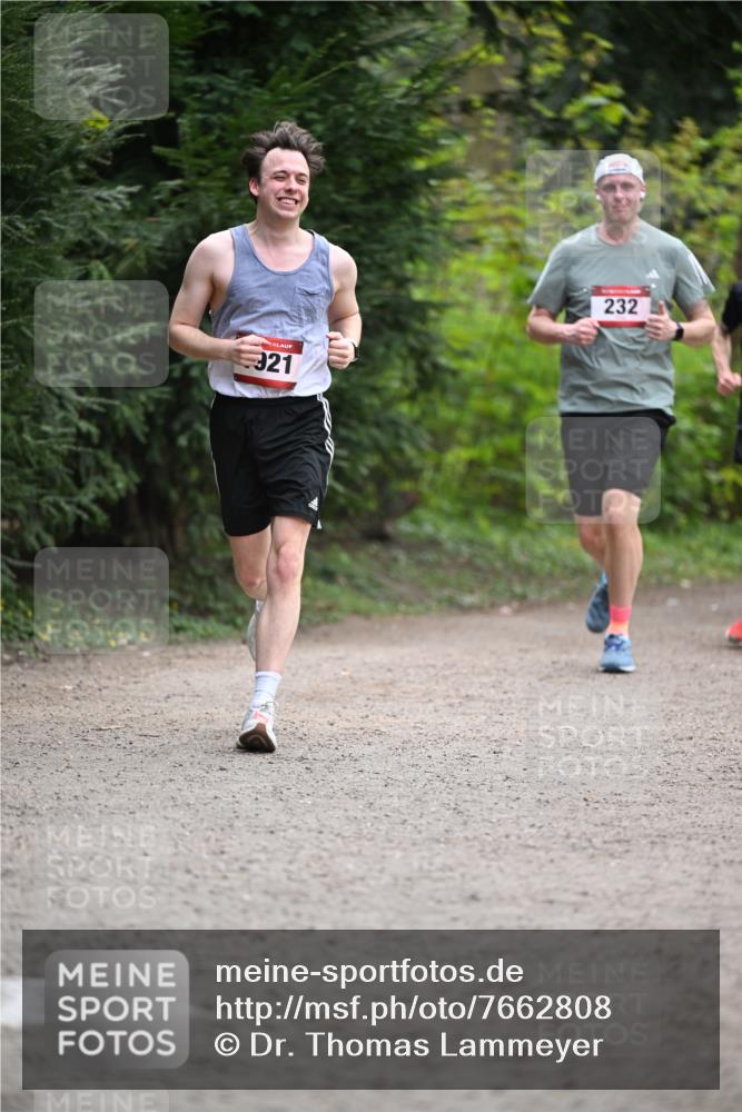 13.04.2025 - Hammer Lauf Dr. Thomas Lammeyer http://msf.ph/oto/7662808 13.04.2025 11:30:19 Laufen 921, 232 meine-sportfotos.de