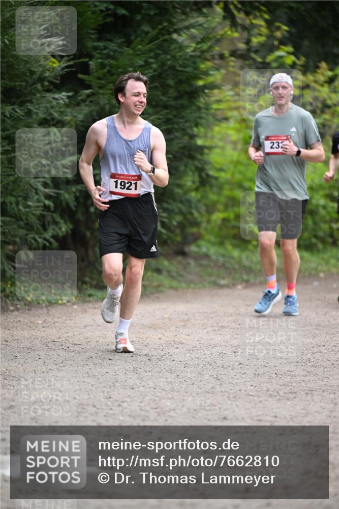 13.04.2025 - Hammer Lauf Dr. Thomas Lammeyer http://msf.ph/oto/7662810 13.04.2025 11:30:19 Laufen 15, 1921, 232 meine-sportfotos.de