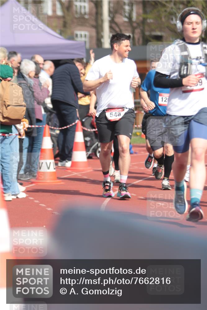 13.04.2025 - Hammer Lauf A. Gomolzig http://msf.ph/oto/7662816 13.04.2025 11:05:49 Ziel 19, 167, 244, 442, 548, 662, 762, 817, 818, 1103, 1208, 1376, 1768, 1939, 1945 meine-sportfotos.de