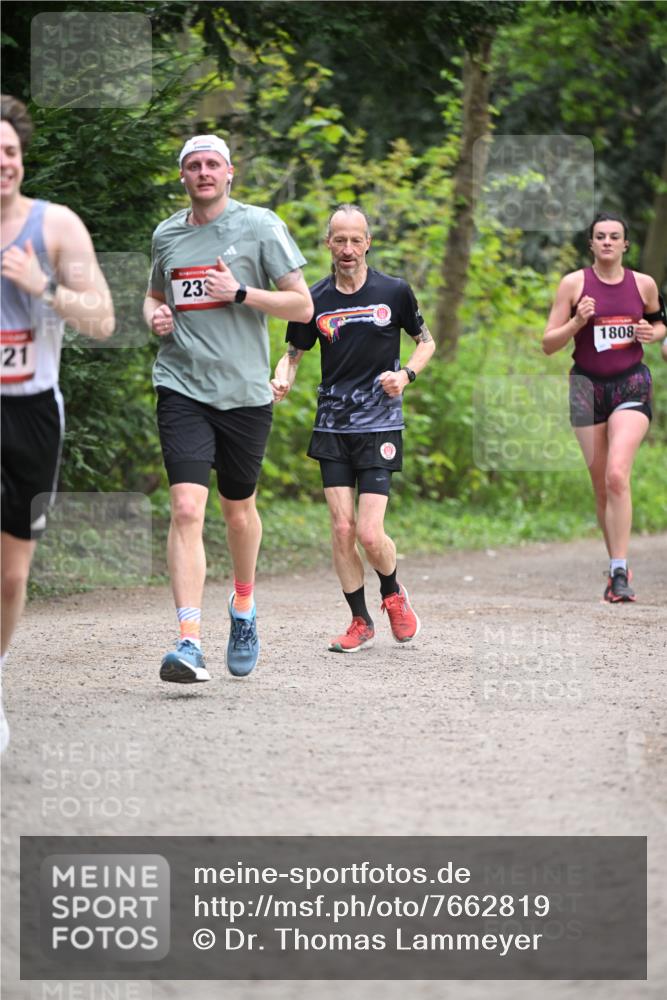 13.04.2025 - Hammer Lauf Dr. Thomas Lammeyer http://msf.ph/oto/7662819 13.04.2025 11:30:20 Laufen 21, 23, 1808 meine-sportfotos.de
