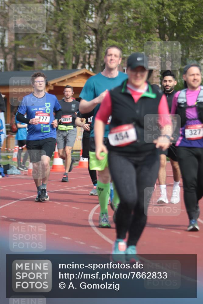13.04.2025 - Hammer Lauf A. Gomolzig http://msf.ph/oto/7662833 13.04.2025 11:06:08 Ziel 119, 177, 271, 327, 426, 454, 476, 479, 737, 858, 1702, 1802, 1891 meine-sportfotos.de