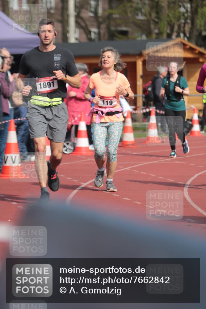 13.04.2025 - Hammer Lauf A. Gomolzig http://msf.ph/oto/7662842 13.04.2025 11:06:13 Ziel 119, 177, 319, 426, 476, 479, 1702, 1802, 1891 meine-sportfotos.de