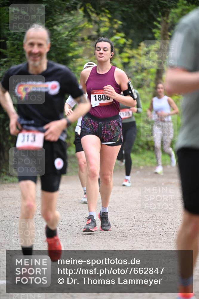 13.04.2025 - Hammer Lauf Dr. Thomas Lammeyer http://msf.ph/oto/7662847 13.04.2025 11:30:23 Laufen 313, 15, 1806, 247, 125 meine-sportfotos.de