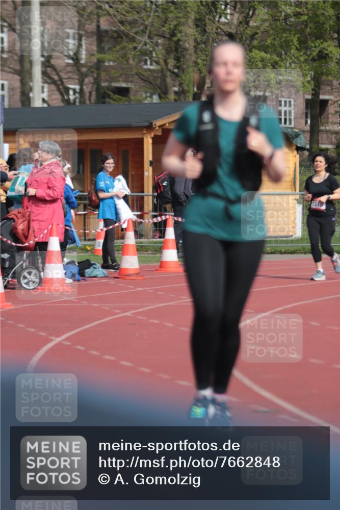 13.04.2025 - Hammer Lauf A. Gomolzig http://msf.ph/oto/7662848 13.04.2025 11:06:18 Ziel 319, 1310 meine-sportfotos.de