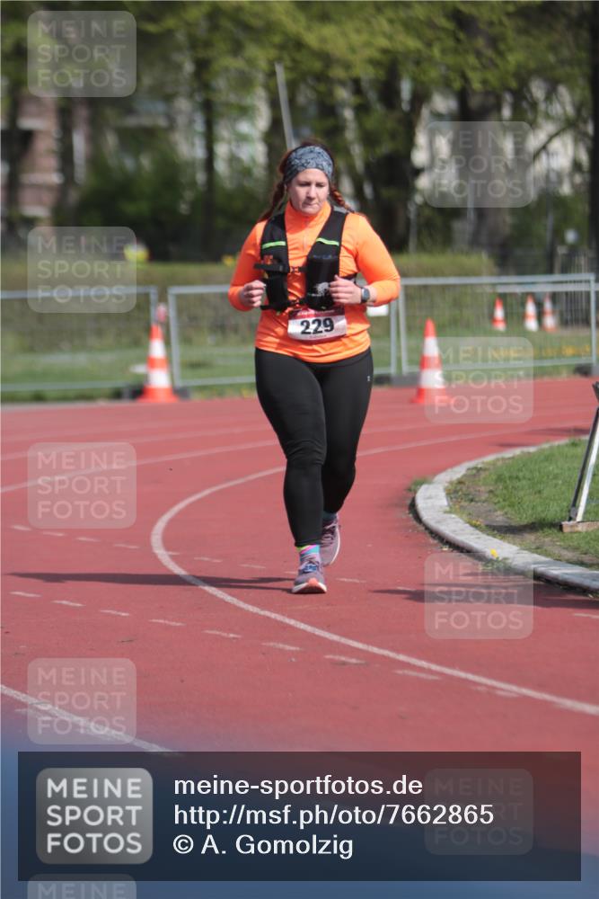 13.04.2025 - Hammer Lauf A. Gomolzig http://msf.ph/oto/7662865 13.04.2025 11:06:47 Ziel 229, 604, 1898 meine-sportfotos.de
