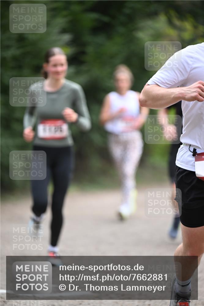 13.04.2025 - Hammer Lauf Dr. Thomas Lammeyer http://msf.ph/oto/7662881 13.04.2025 11:30:27 Laufen 15 meine-sportfotos.de
