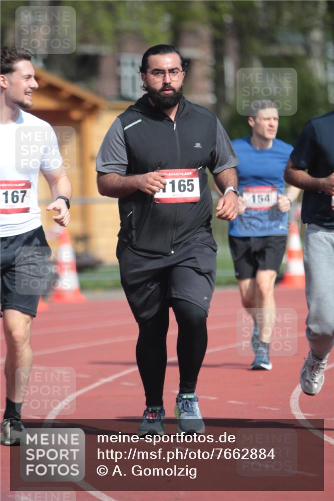 13.04.2025 - Hammer Lauf A. Gomolzig http://msf.ph/oto/7662884 13.04.2025 11:07:06 Ziel 154, 433, 434, 1165, 1166, 1167 meine-sportfotos.de