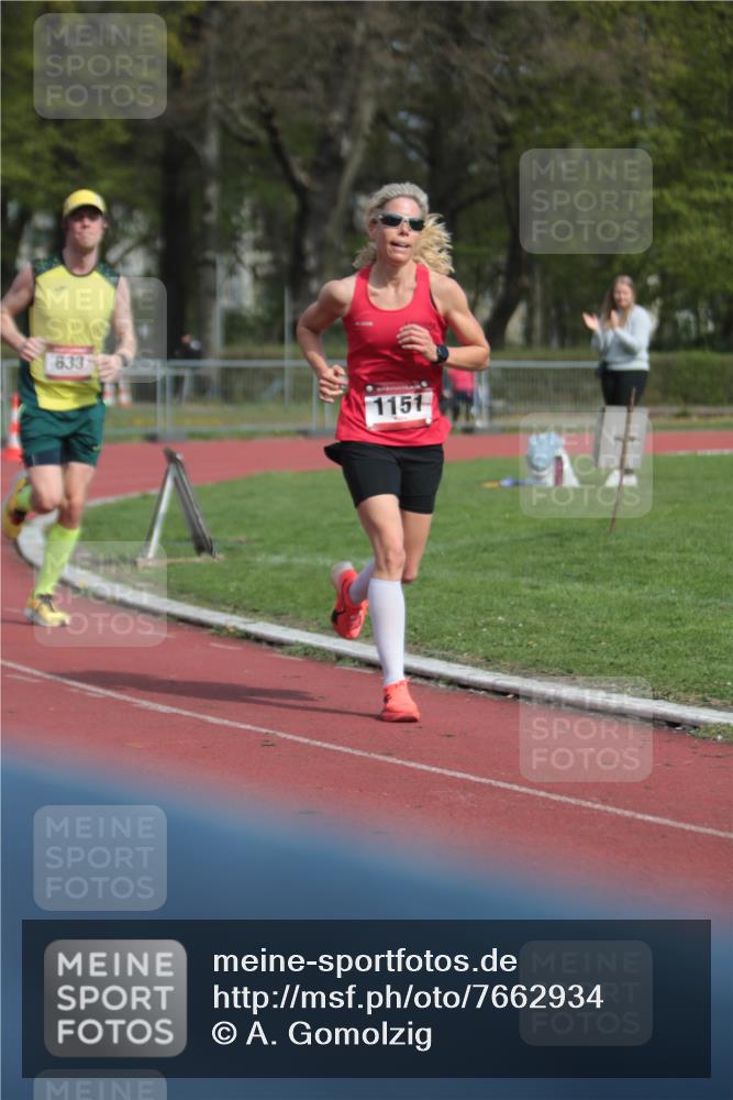 13.04.2025 - Hammer Lauf A. Gomolzig http://msf.ph/oto/7662934 13.04.2025 11:24:08 Ziel 633, 1151 meine-sportfotos.de