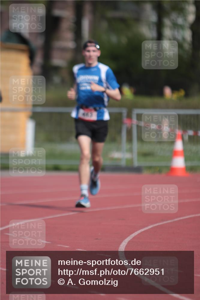 13.04.2025 - Hammer Lauf A. Gomolzig http://msf.ph/oto/7662951 13.04.2025 11:25:01 Ziel 492, 493 meine-sportfotos.de