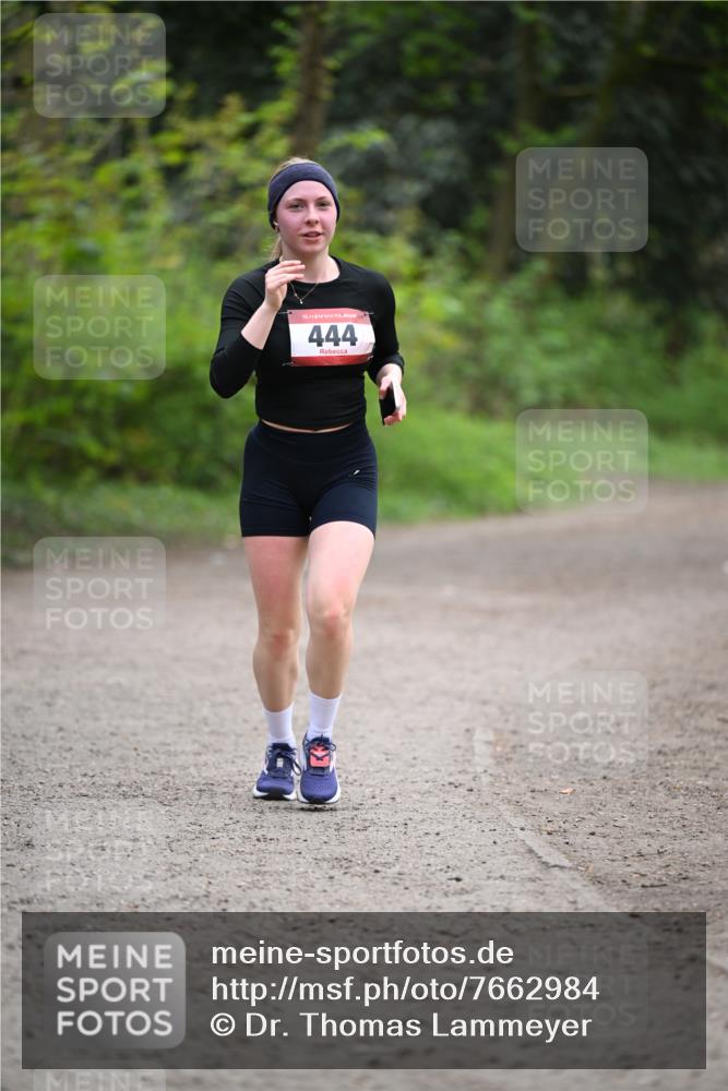 13.04.2025 - Hammer Lauf Dr. Thomas Lammeyer http://msf.ph/oto/7662984 13.04.2025 11:30:42 Laufen 15, 444 meine-sportfotos.de