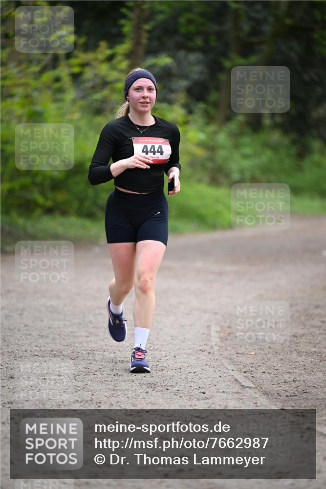 13.04.2025 - Hammer Lauf Dr. Thomas Lammeyer http://msf.ph/oto/7662987 13.04.2025 11:30:42 Laufen 15, 444 meine-sportfotos.de