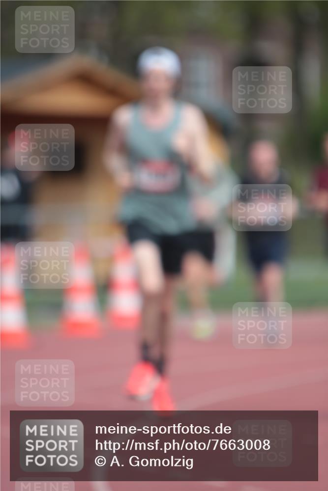 13.04.2025 - Hammer Lauf A. Gomolzig http://msf.ph/oto/7663008 13.04.2025 11:26:14 Ziel 559, 770, 1303, 1835, 1923, 1965 meine-sportfotos.de