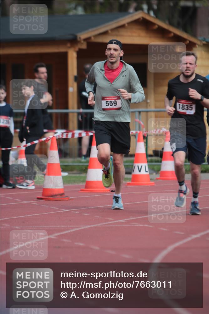 13.04.2025 - Hammer Lauf A. Gomolzig http://msf.ph/oto/7663011 13.04.2025 11:26:16 Ziel 559, 770, 1044, 1303, 1835, 1923, 1965 meine-sportfotos.de