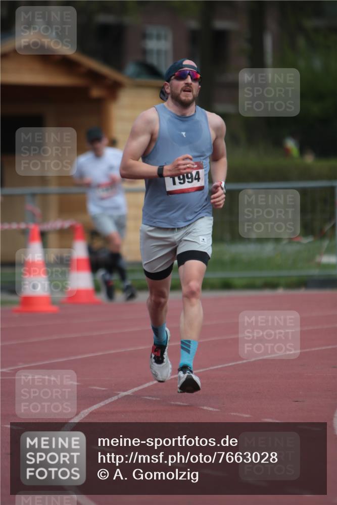 13.04.2025 - Hammer Lauf A. Gomolzig http://msf.ph/oto/7663028 13.04.2025 11:26:45 Ziel 1937 meine-sportfotos.de