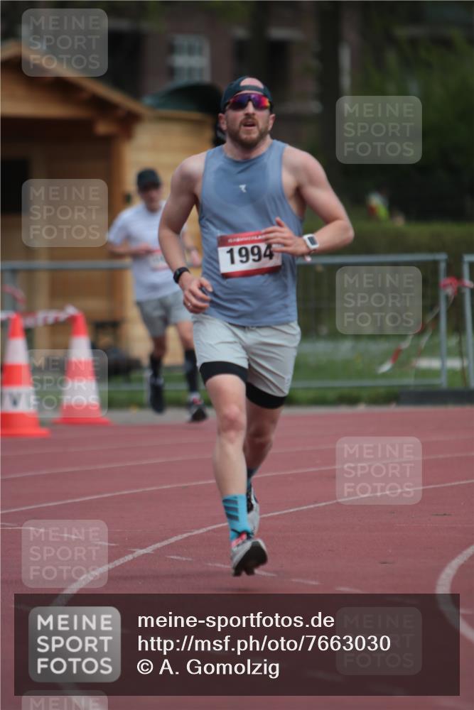 13.04.2025 - Hammer Lauf A. Gomolzig http://msf.ph/oto/7663030 13.04.2025 11:26:46 Ziel 1937 meine-sportfotos.de