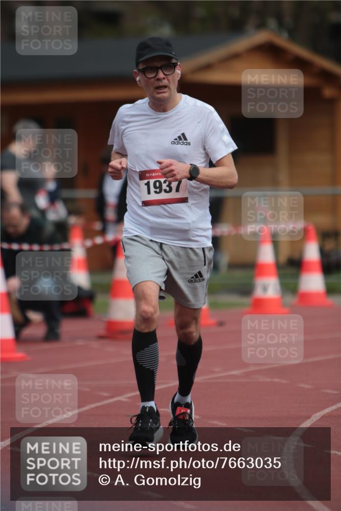 13.04.2025 - Hammer Lauf A. Gomolzig http://msf.ph/oto/7663035 13.04.2025 11:26:52 Ziel 1937 meine-sportfotos.de